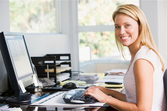 6 Effective Ways to Sell Yourself as a Remote Worker