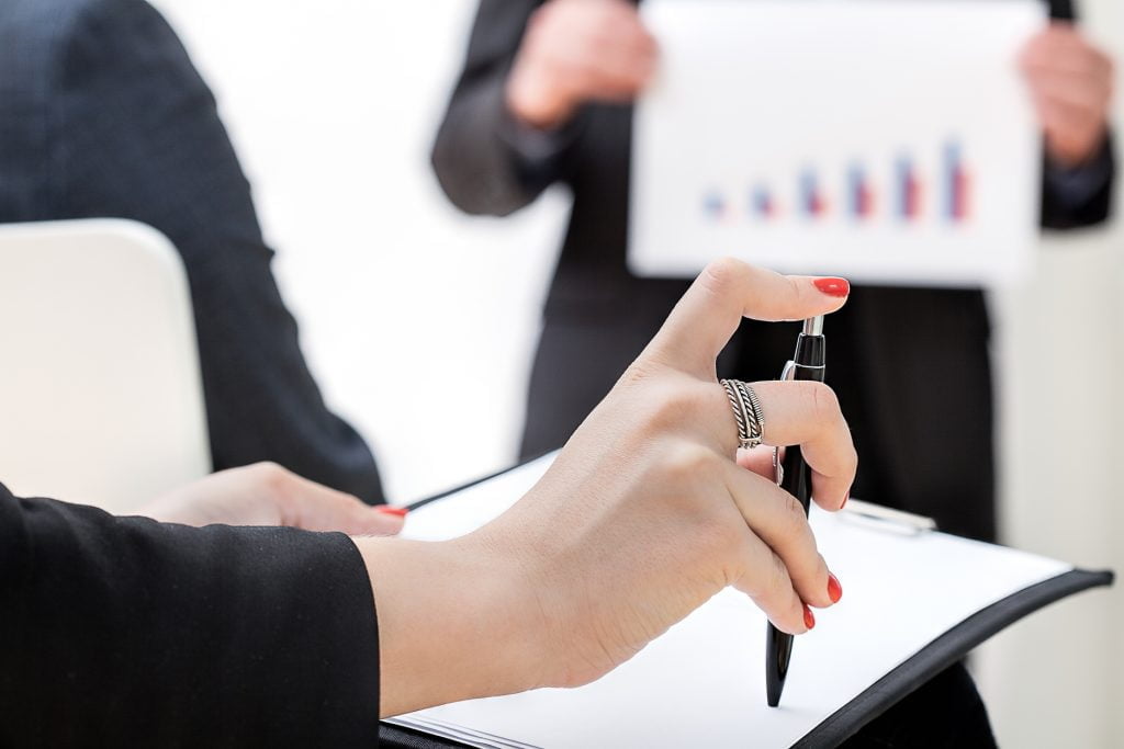 Searching For An Executive Position? 4 Things You MUST Include on Your ...