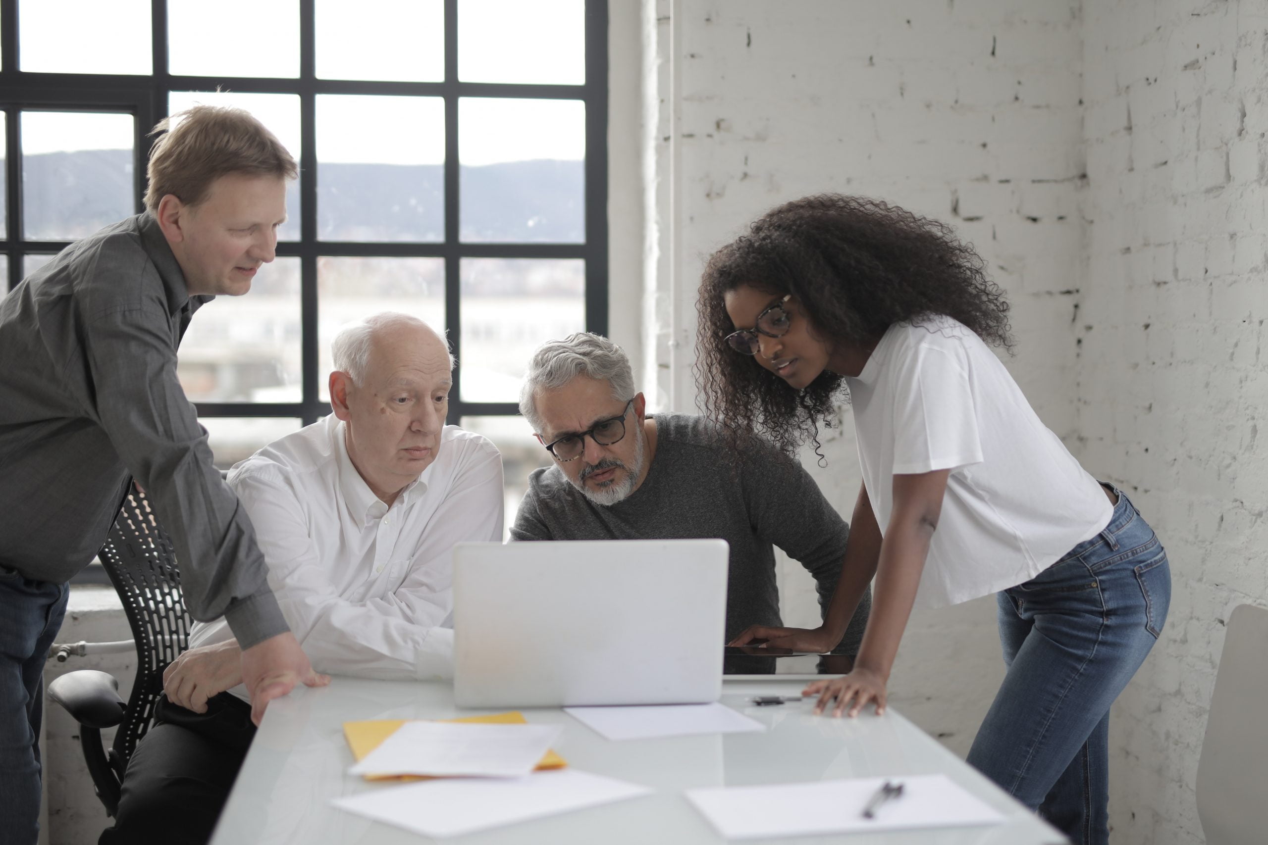 5 Recruiting Tips for Attracting a Multigenerational Workforce