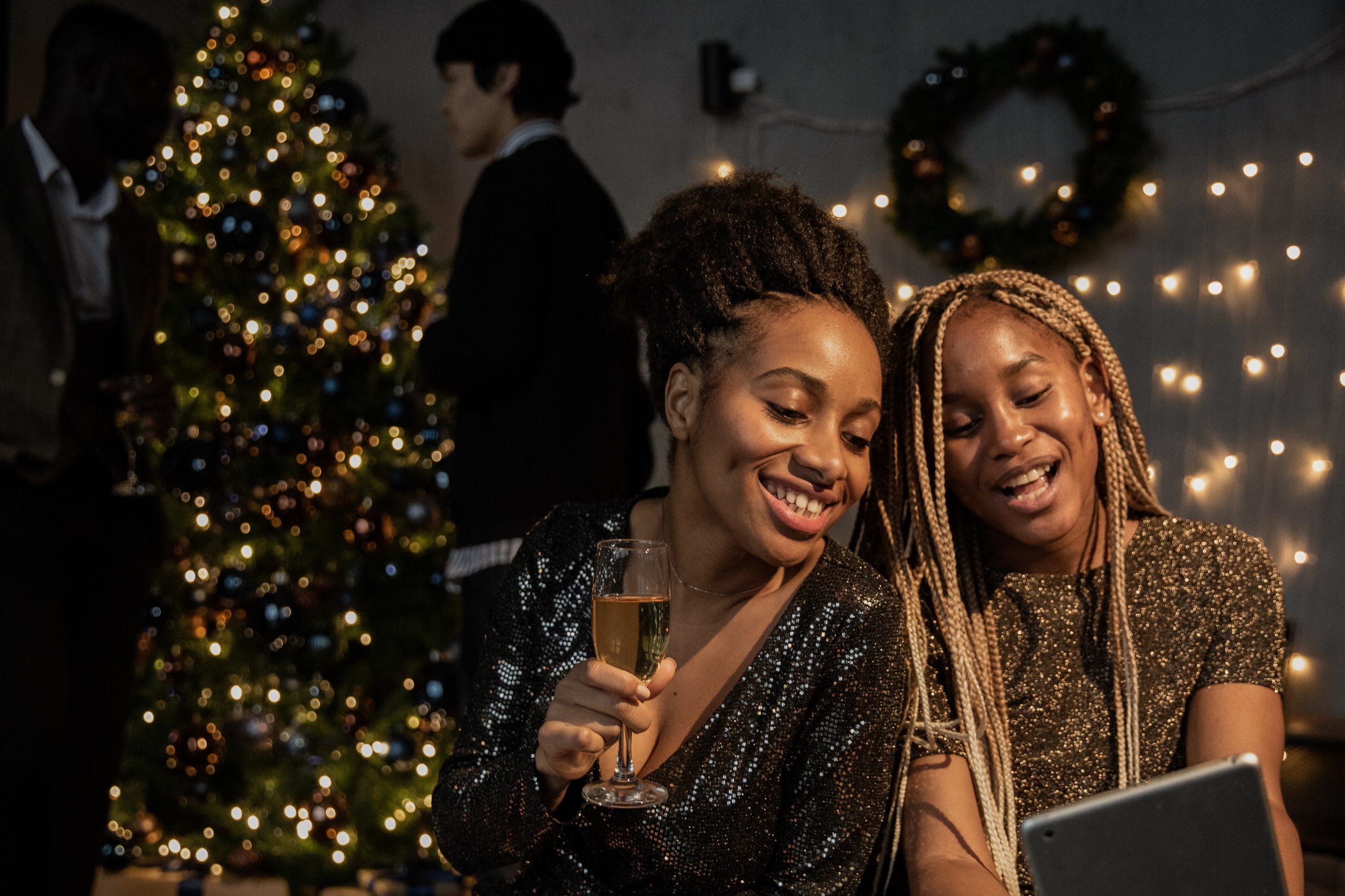 Still Too Early for In-Person Holiday Parties? 3 Ways to Make It Work for Everyone