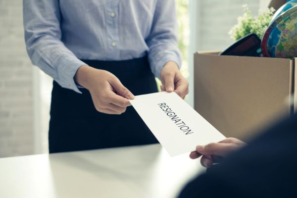 What to Do When an Employee Resigns: A Resignation Period Checklist