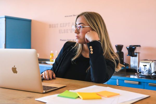 8 Signs You’ve Outgrown Your Role & 8 Steps to Take