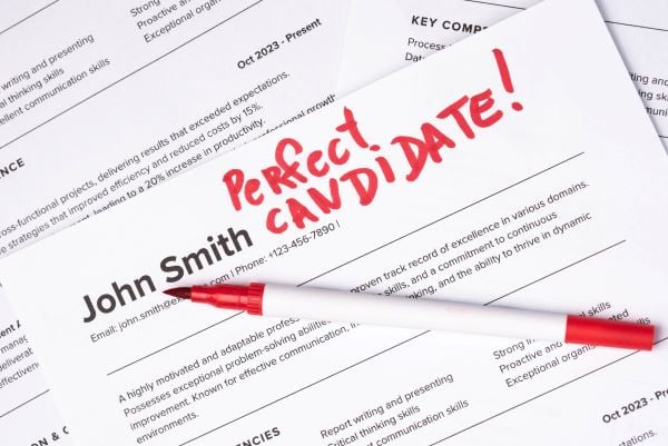 8 Tips on How to Write a Resume for Today’s Job Market