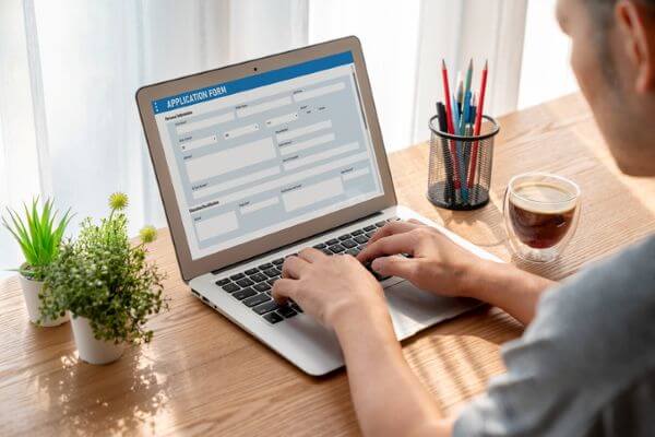 How Many Jobs Should You Apply For Each Week?
